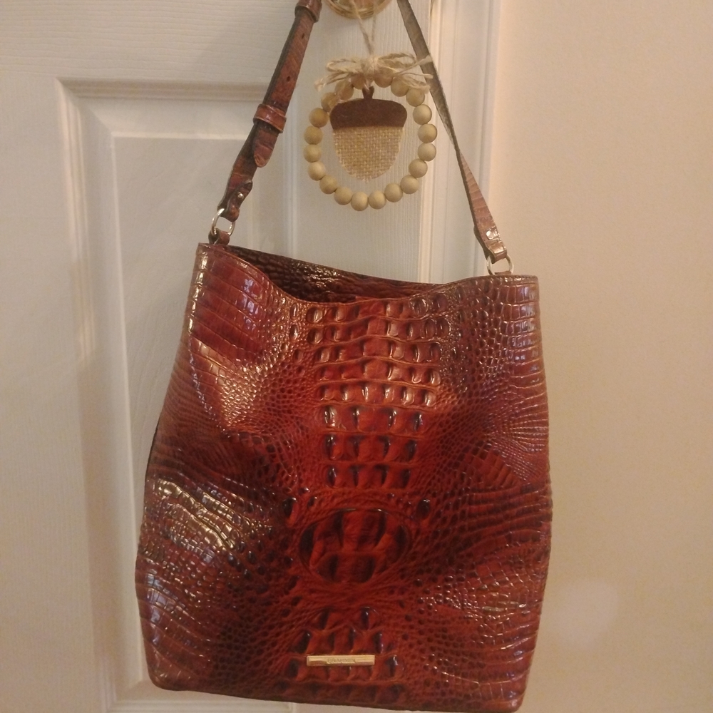 Brahmin Elegant Brown Crocodile-Embossed Women's Bag - Picture 2 of 7
